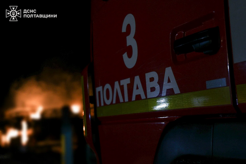 У Полтавській області шахеди вдарили по об'єкту газовидобутку: виникла пожежа